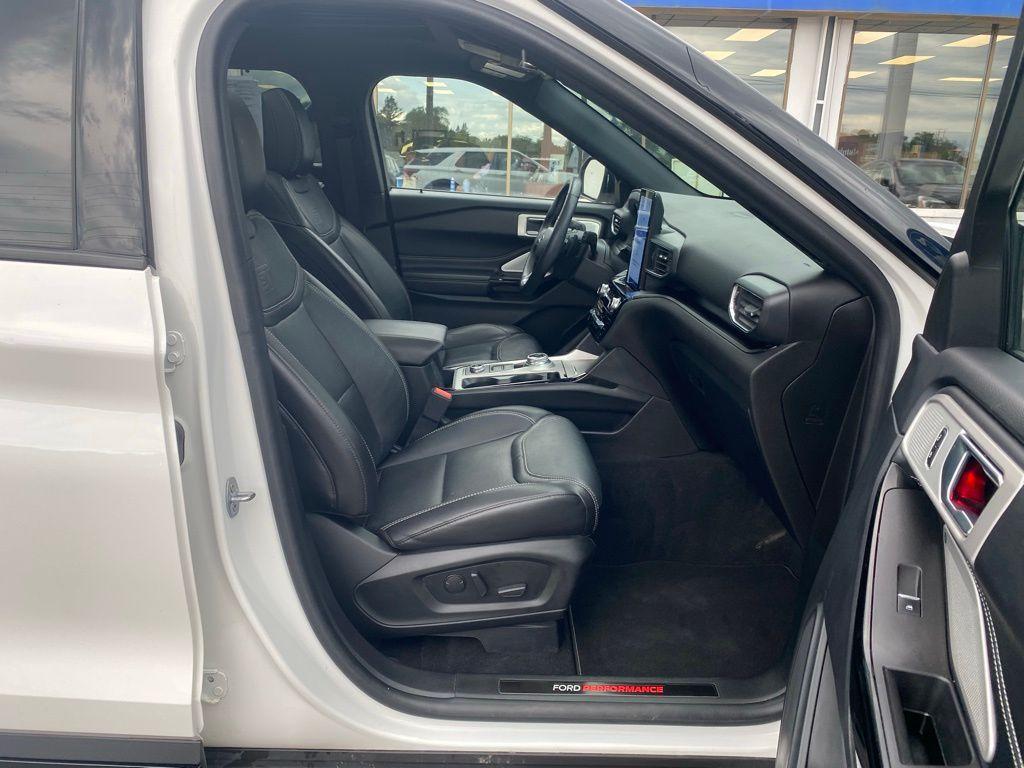 used 2022 Ford Explorer car, priced at $39,684