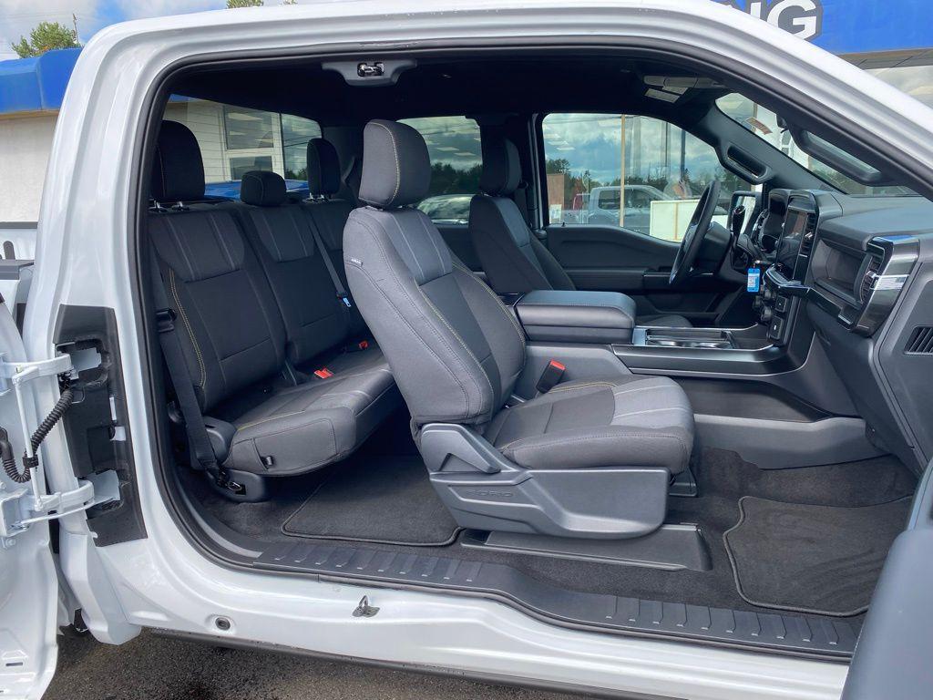 new 2025 Ford F-150 car, priced at $45,747