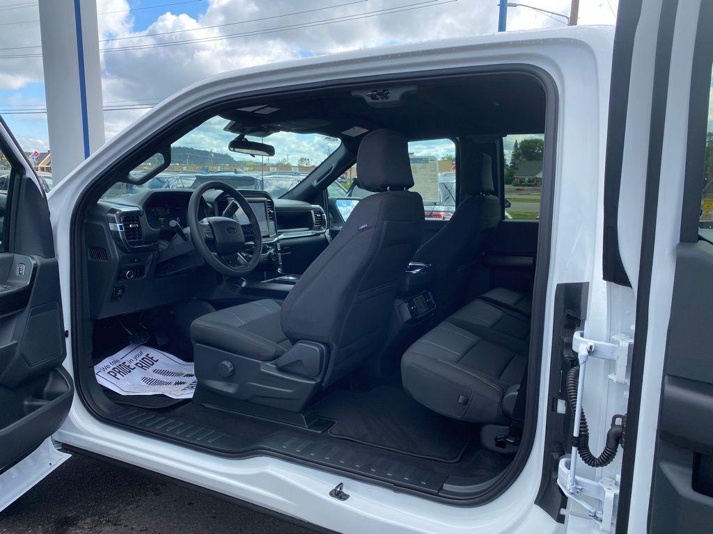 new 2025 Ford F-150 car, priced at $45,747