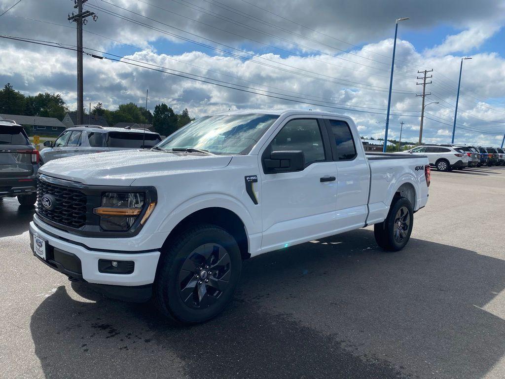 new 2025 Ford F-150 car, priced at $45,747
