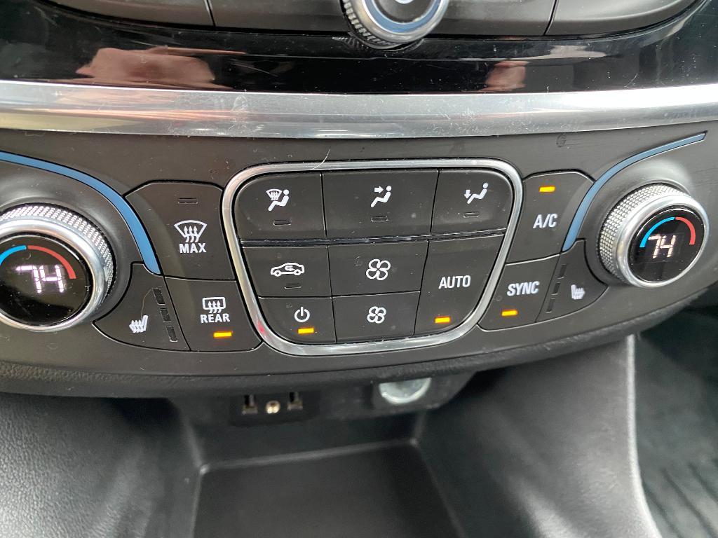 used 2020 Chevrolet Traverse car, priced at $20,980