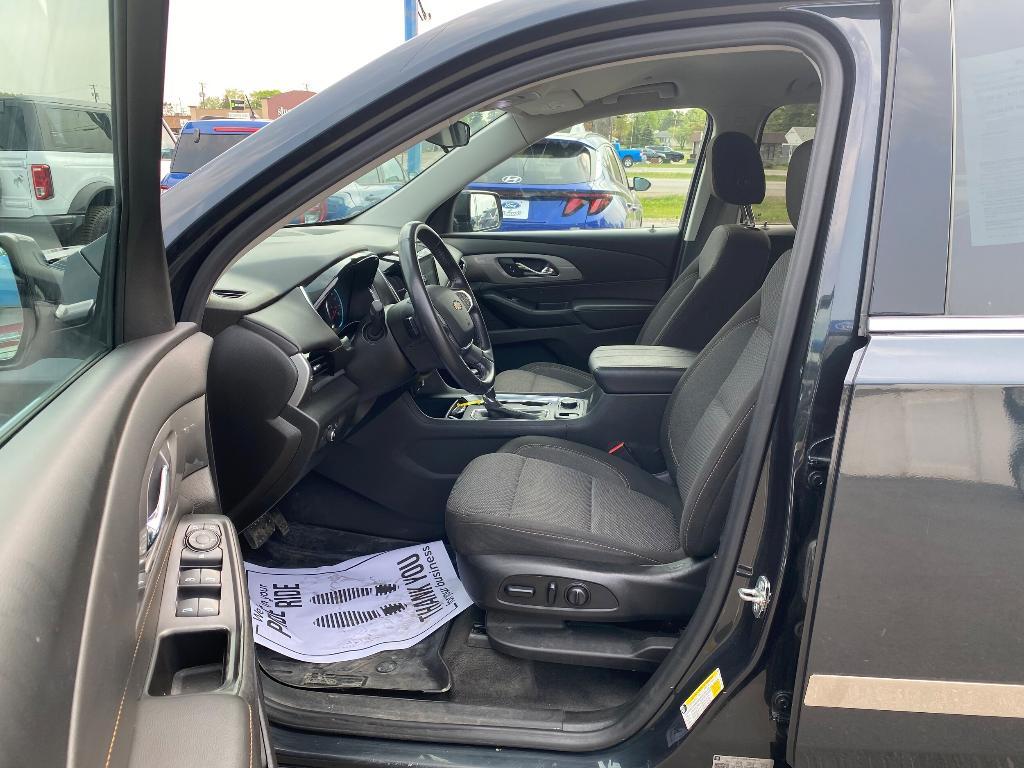 used 2020 Chevrolet Traverse car, priced at $19,481