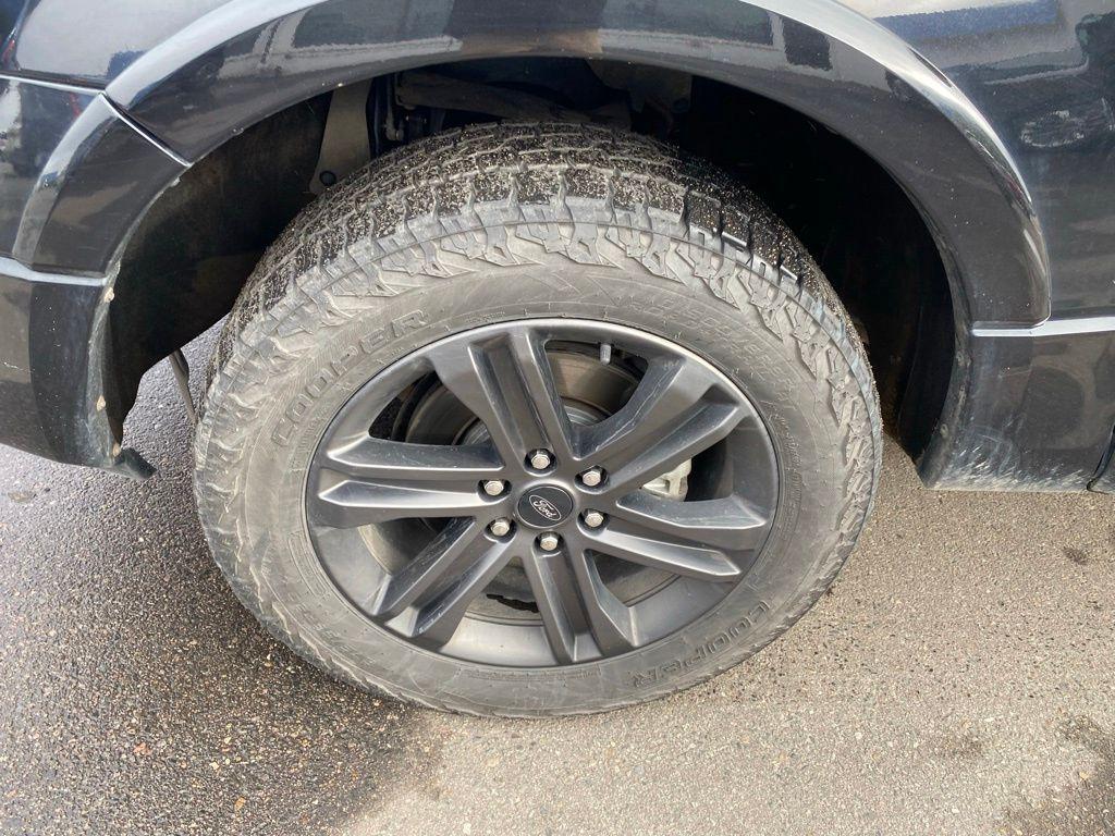 used 2015 Ford Expedition car, priced at $16,980