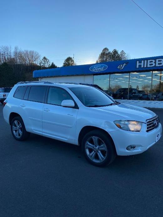 used 2008 Toyota Highlander car, priced at $7,980