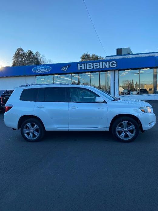 used 2008 Toyota Highlander car, priced at $7,980