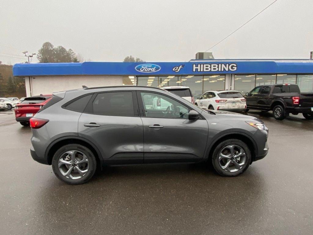 used 2025 Ford Escape car, priced at $25,980