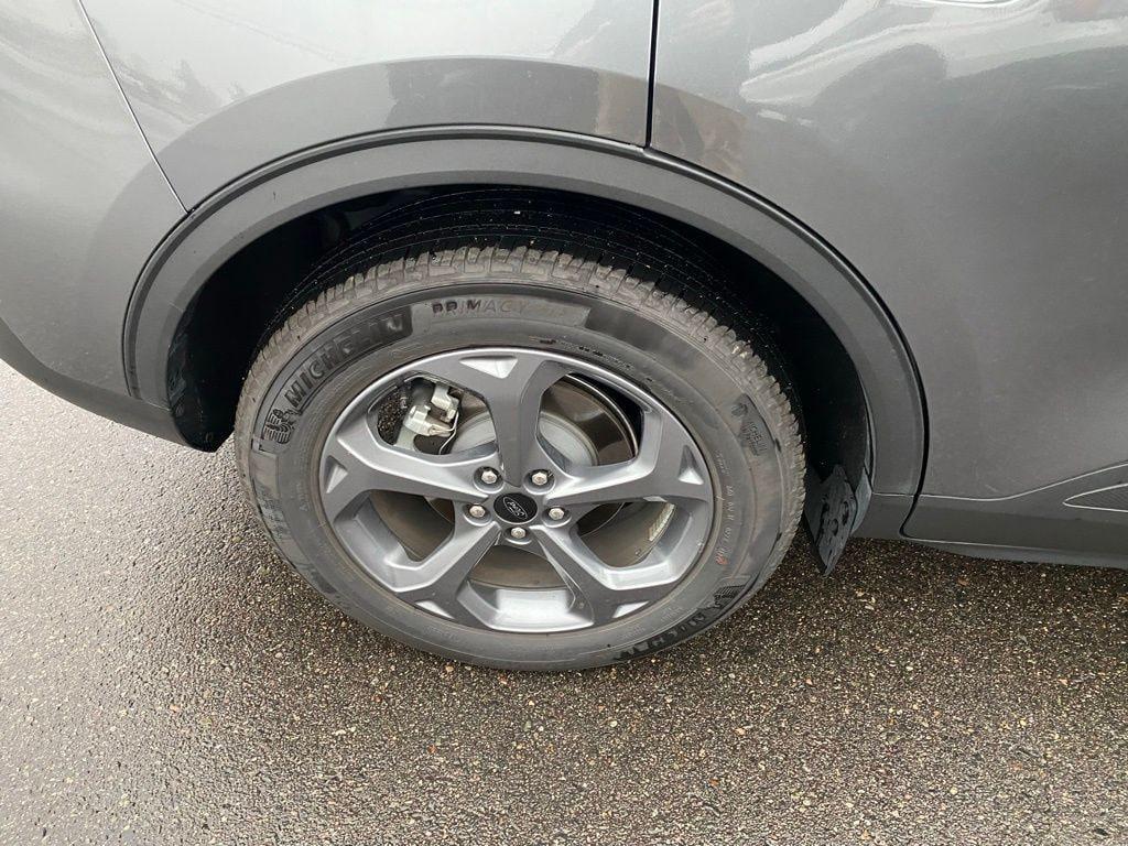 used 2025 Ford Escape car, priced at $25,980