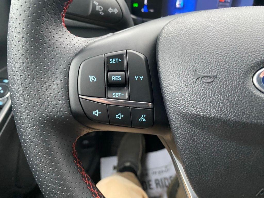 used 2025 Ford Escape car, priced at $25,980