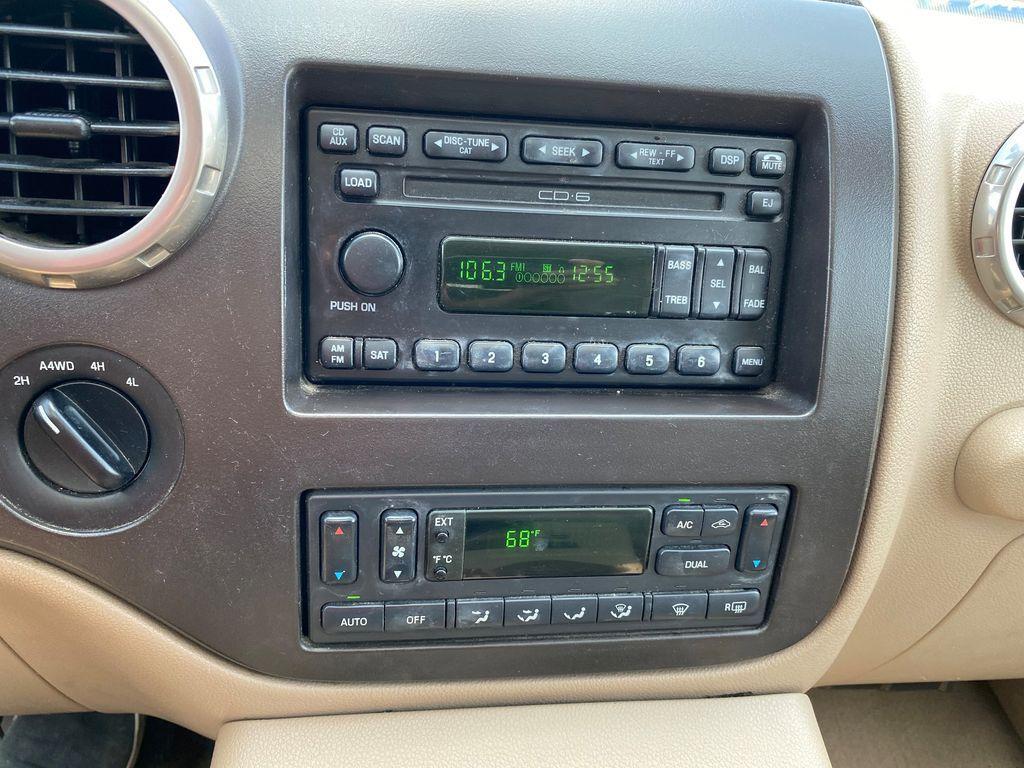 used 2004 Ford Expedition car, priced at $3,980
