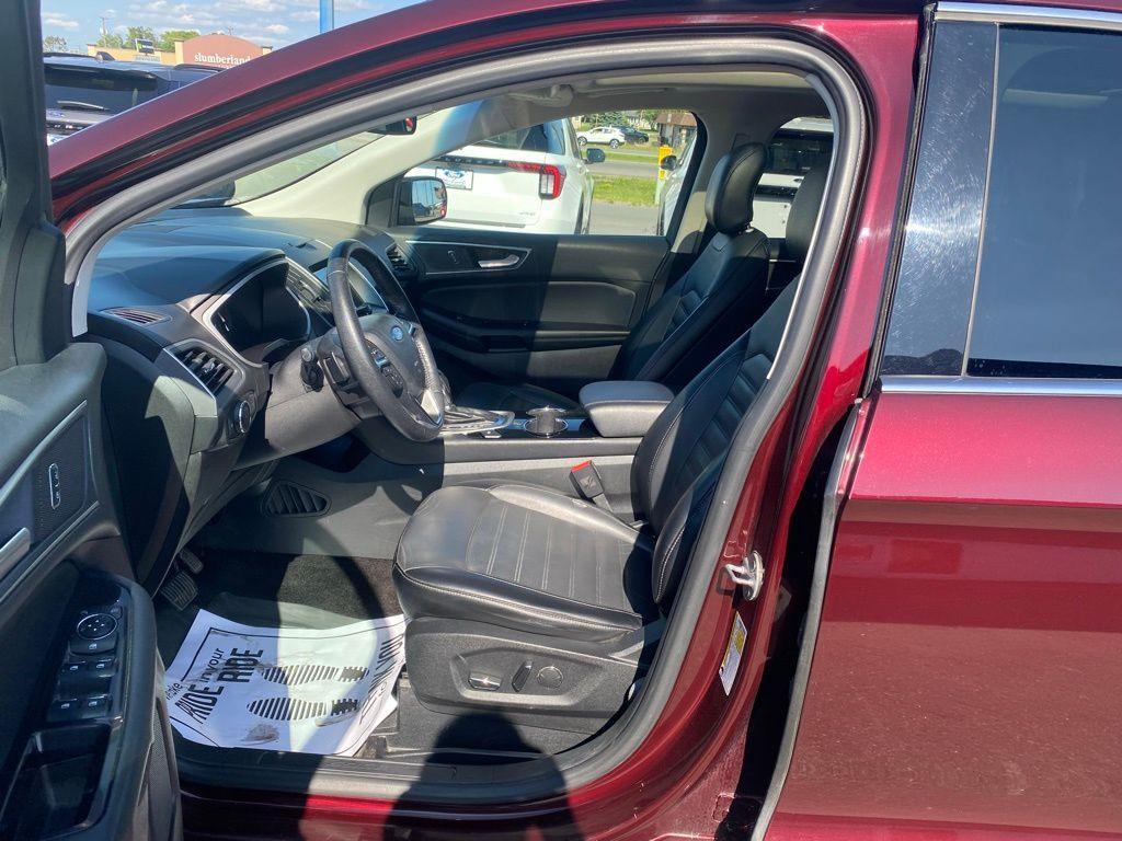 used 2018 Ford Edge car, priced at $15,703