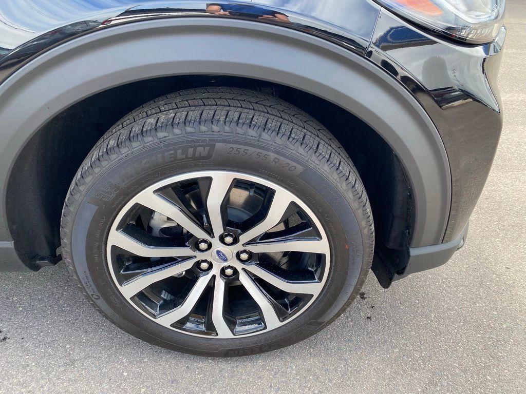 new 2025 Ford Explorer car, priced at $48,280