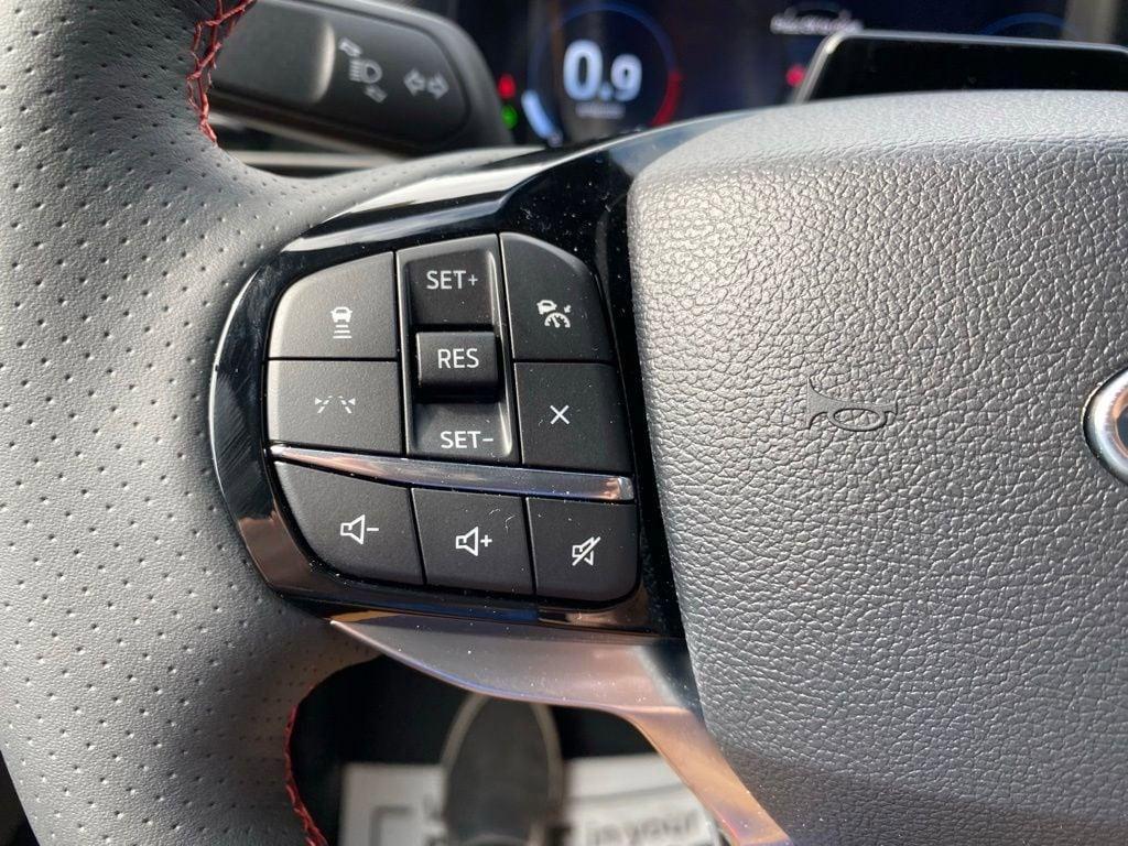 new 2025 Ford Explorer car, priced at $48,280