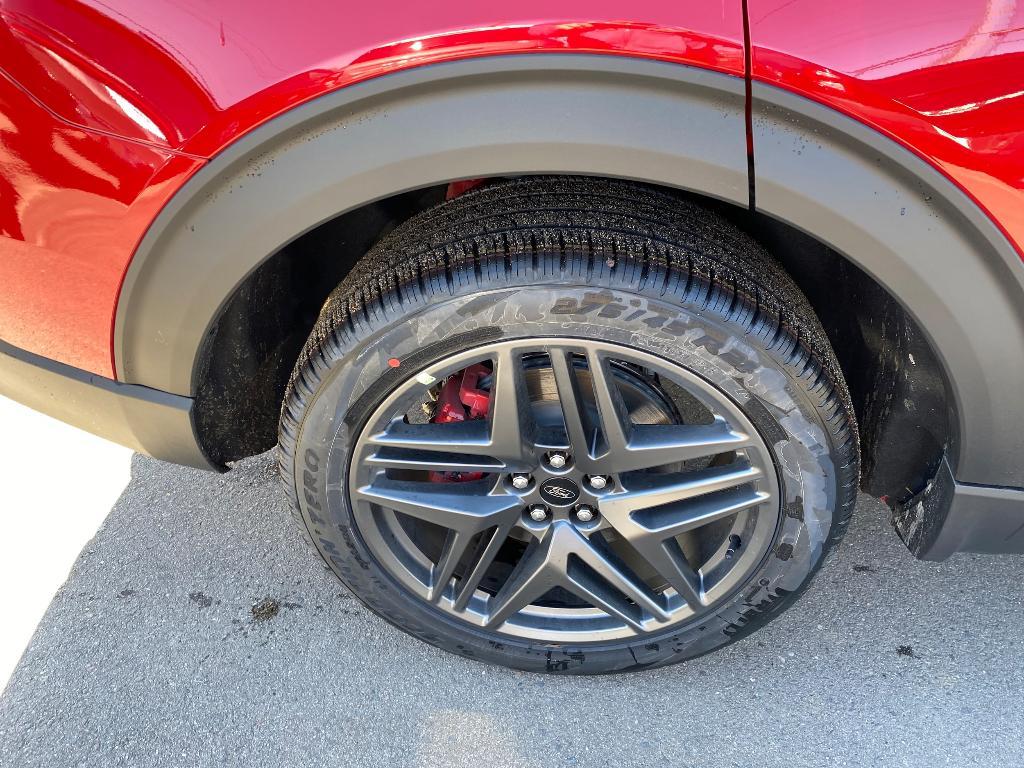 new 2025 Ford Explorer car, priced at $56,772