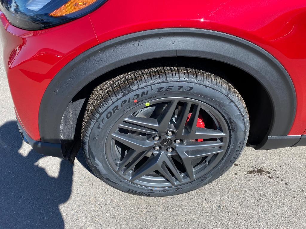 new 2025 Ford Explorer car, priced at $56,772