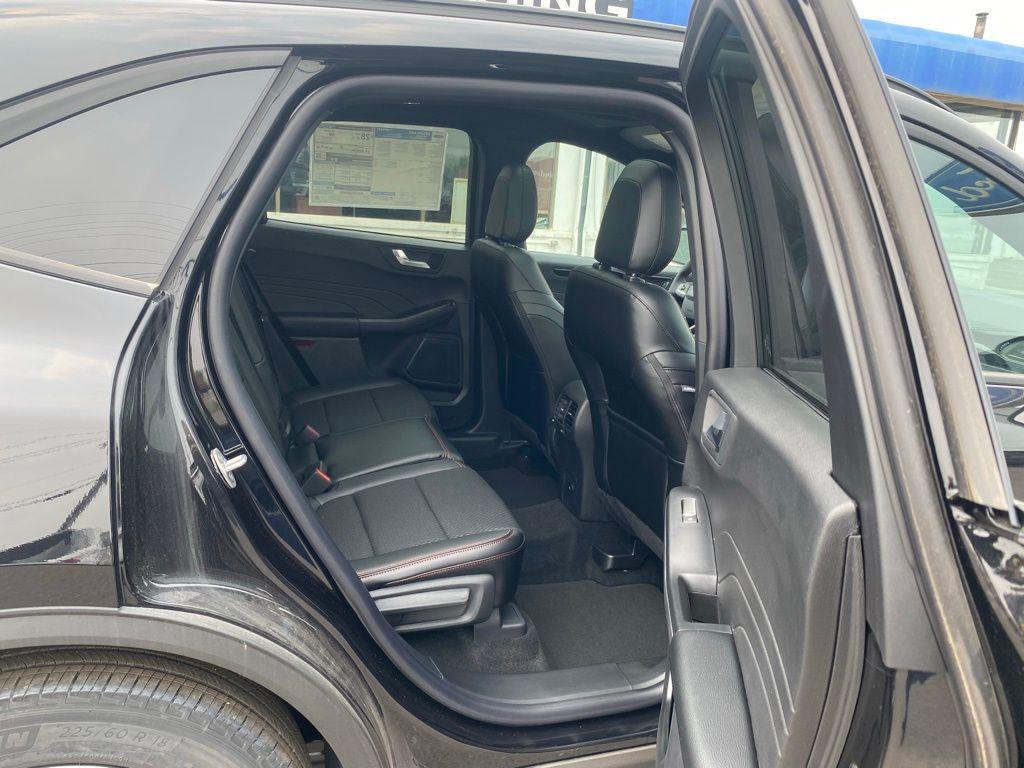 new 2025 Ford Escape car, priced at $30,848