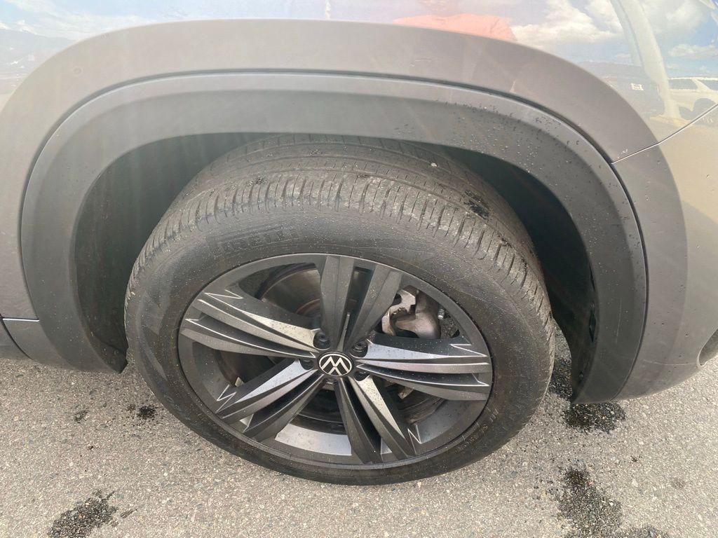 used 2022 Volkswagen Atlas car, priced at $34,980