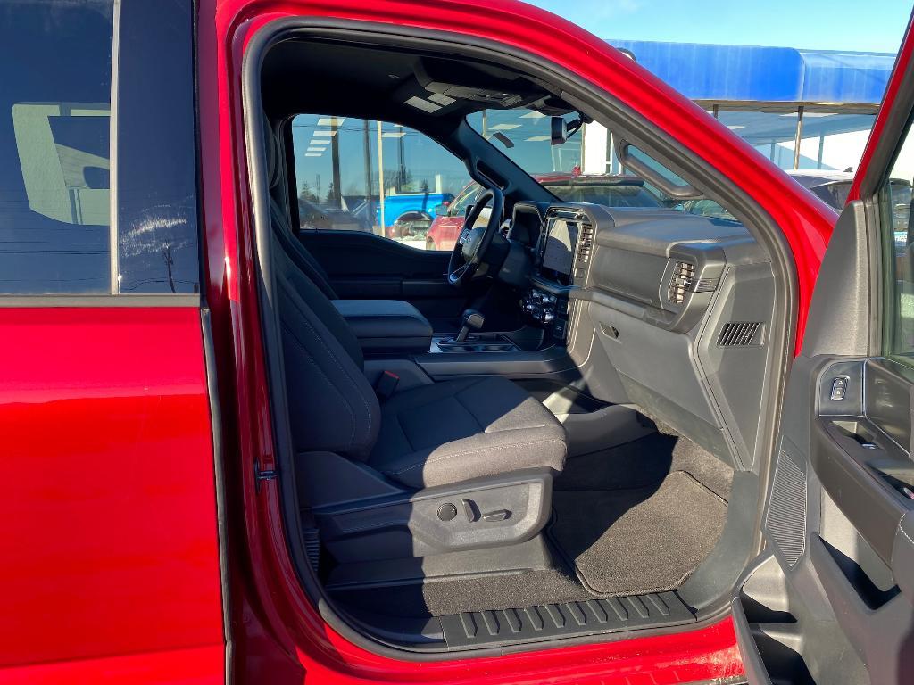 new 2024 Ford F-150 car, priced at $52,900