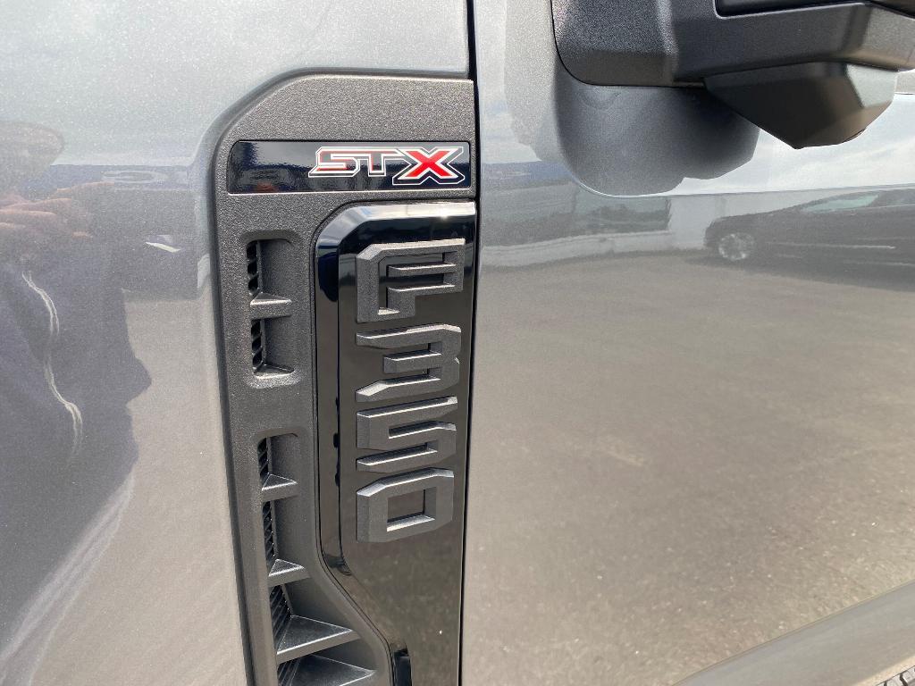 new 2025 Ford F-350 car, priced at $55,957