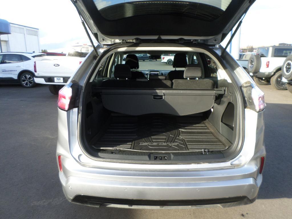 new 2024 Ford Edge car, priced at $39,978