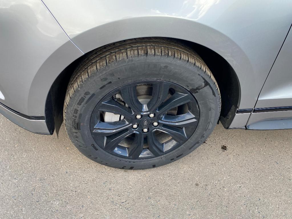 new 2024 Ford Edge car, priced at $34,980
