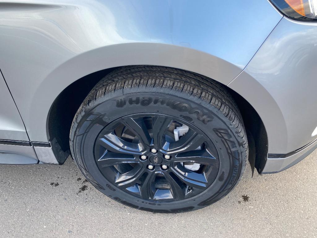 new 2024 Ford Edge car, priced at $34,980