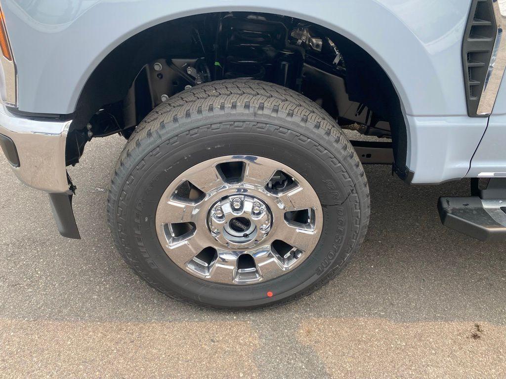 new 2025 Ford F-350 car, priced at $69,845