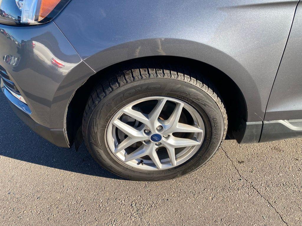 used 2022 Ford Edge car