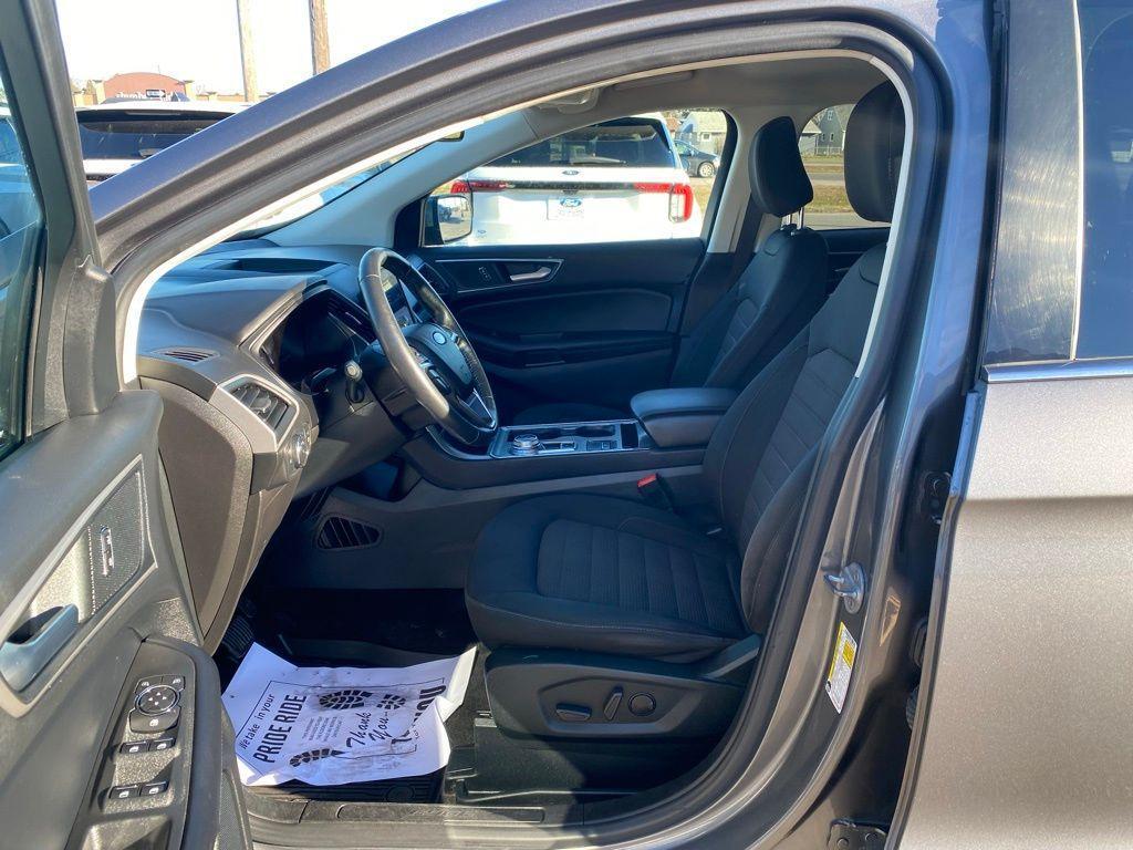 used 2022 Ford Edge car