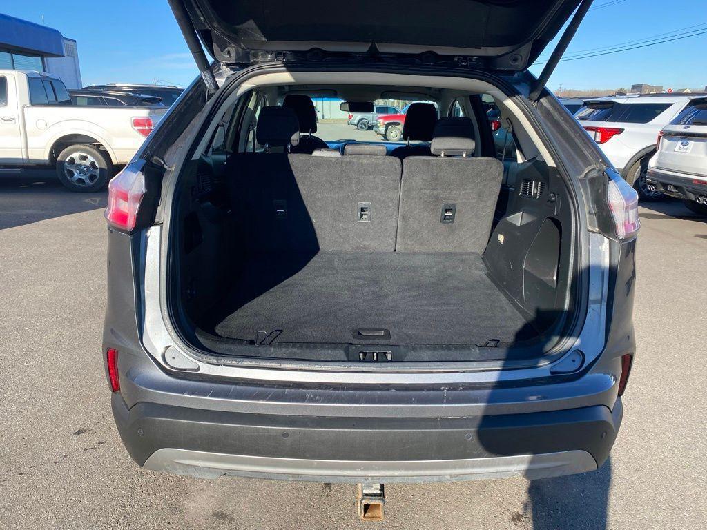 used 2022 Ford Edge car