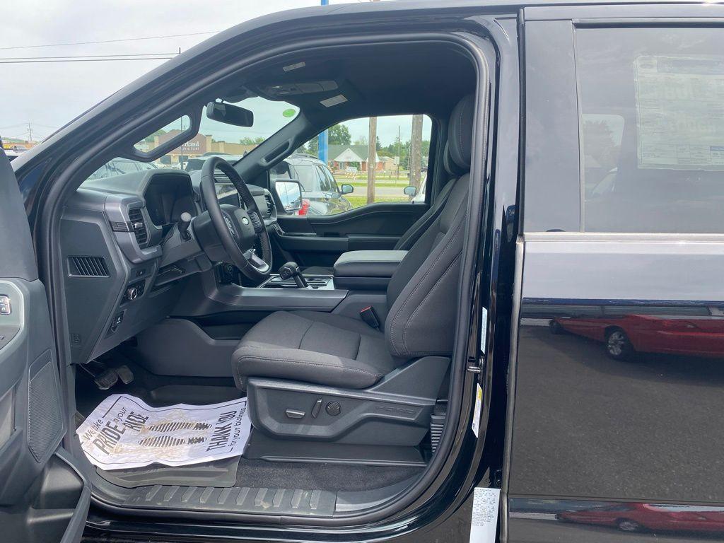 new 2025 Ford F-150 car, priced at $64,477
