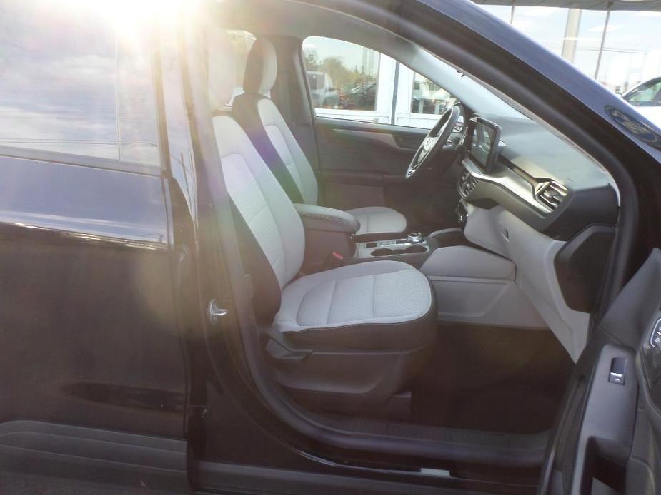 new 2024 Ford Escape car, priced at $33,131