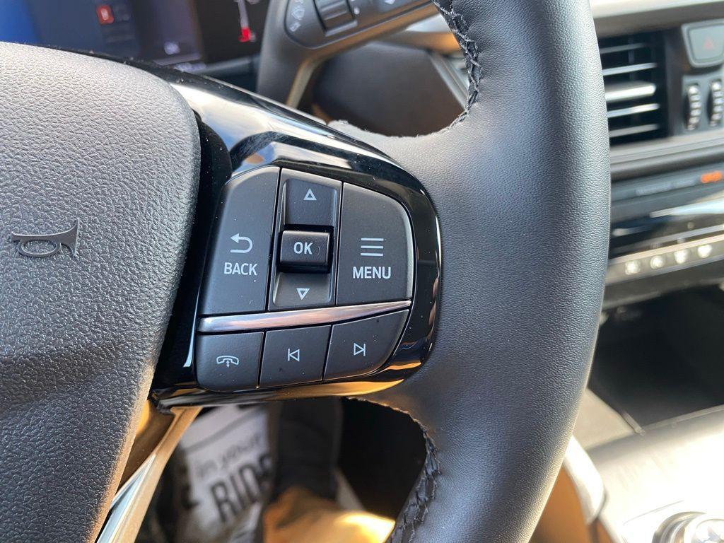 new 2025 Ford Escape car, priced at $27,978