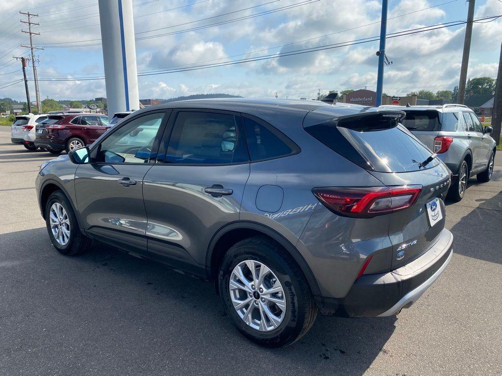 new 2025 Ford Escape car, priced at $27,978