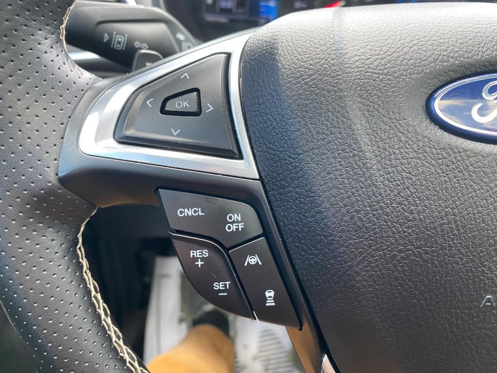 used 2022 Ford Edge car, priced at $31,704