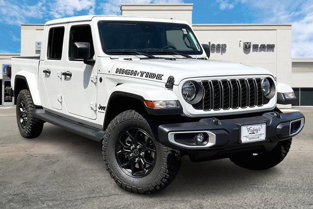 new 2025 Jeep Gladiator car, priced at $43,125