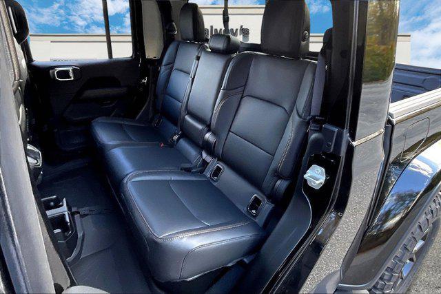 new 2025 Jeep Gladiator car, priced at $44,334