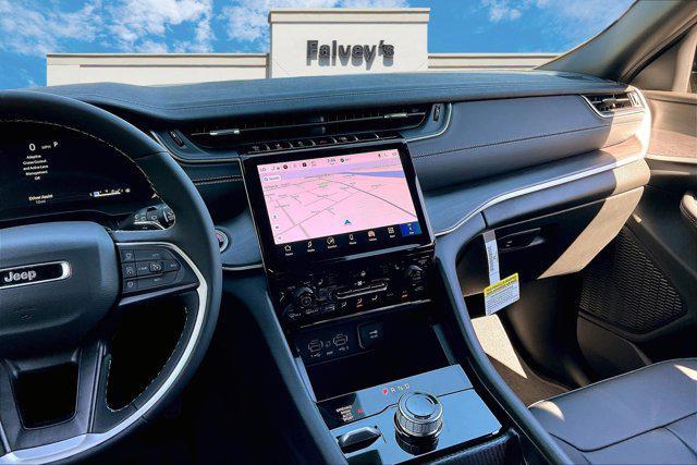 new 2025 Jeep Grand Cherokee car, priced at $48,035