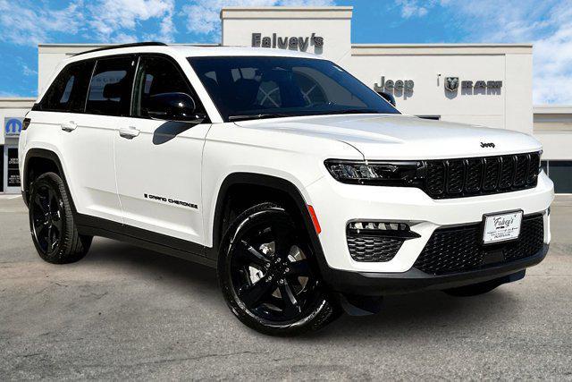 new 2025 Jeep Grand Cherokee car, priced at $48,035