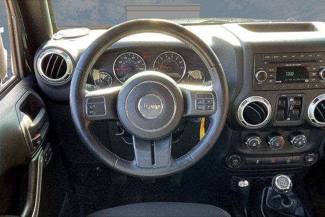 used 2015 Jeep Wrangler Unlimited car, priced at $18,500