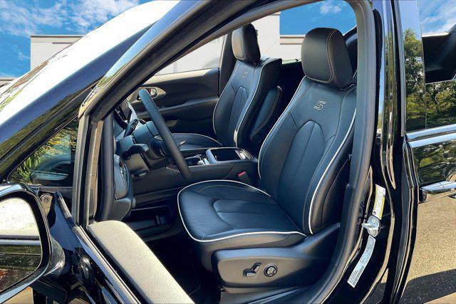 new 2026 Chrysler Pacifica car, priced at $53,504