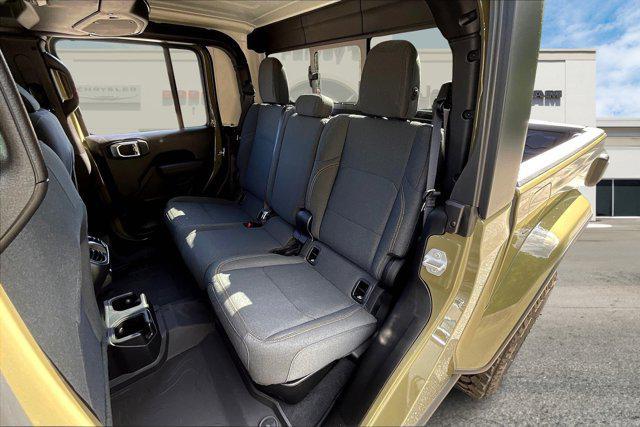 new 2025 Jeep Gladiator car, priced at $46,705