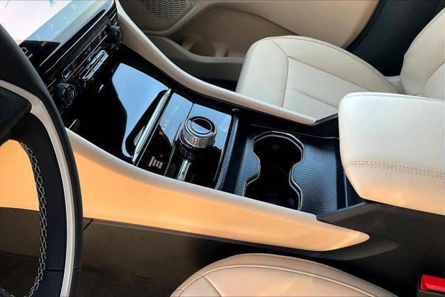 new 2025 Jeep Grand Cherokee car, priced at $42,560