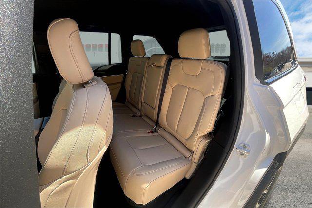 new 2025 Jeep Grand Cherokee car, priced at $42,560