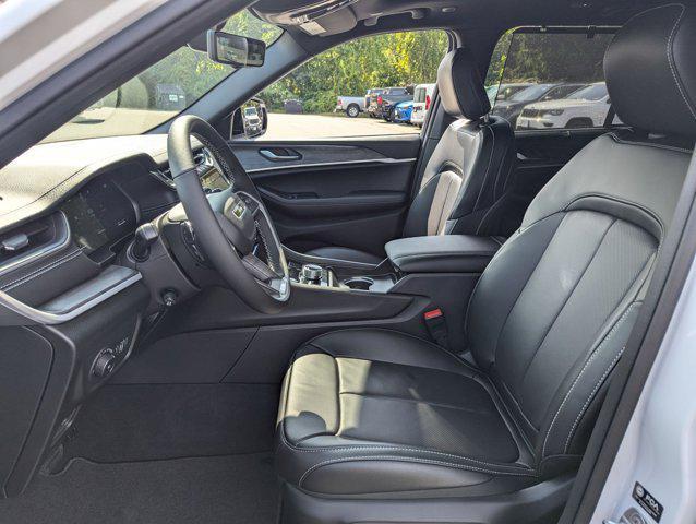 new 2024 Jeep Grand Cherokee car, priced at $50,115