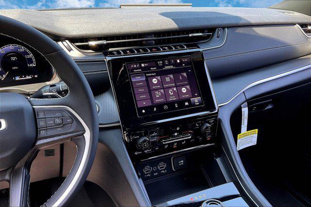 new 2025 Jeep Grand Cherokee car, priced at $47,130