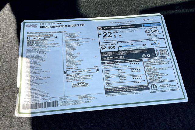 new 2025 Jeep Grand Cherokee car, priced at $47,130