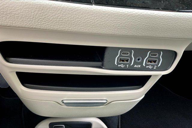 used 2024 Chrysler Pacifica car, priced at $35,459