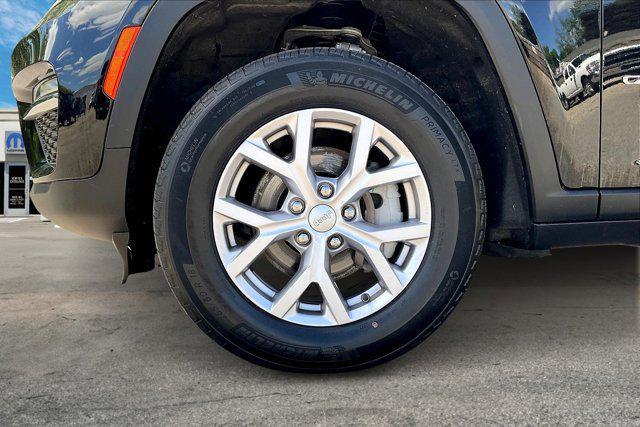 used 2022 Jeep Grand Cherokee car, priced at $33,495