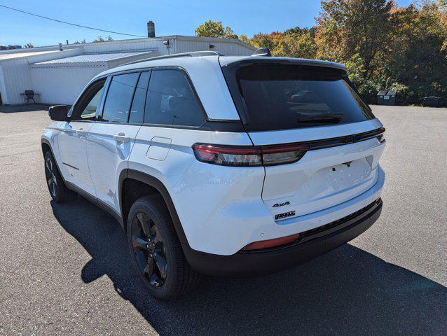 new 2025 Jeep Grand Cherokee car, priced at $43,956