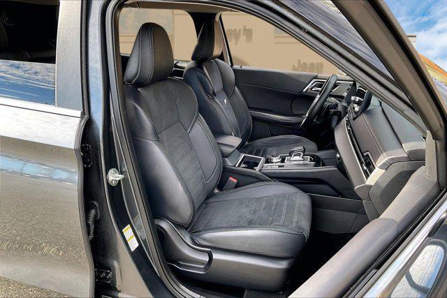 used 2024 Mitsubishi Outlander car, priced at $26,420